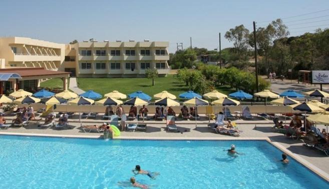 Relax Hotel Kolymbia Exterior foto
